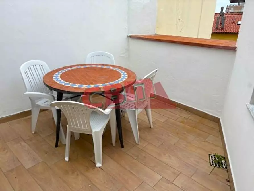 Immagine 2 di Appartamento in vendita  a Livorno