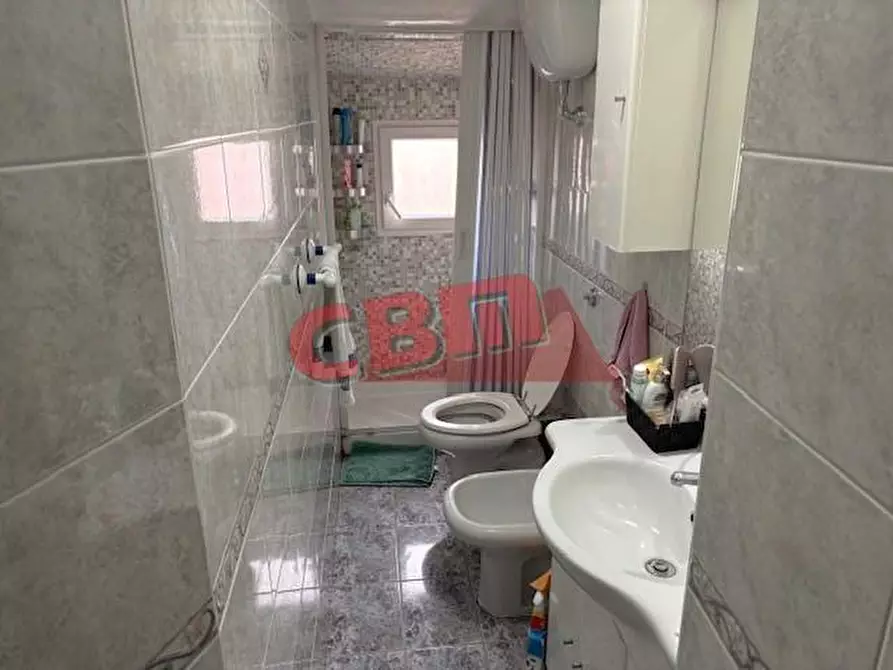 Immagine 17 di Appartamento in vendita  a Livorno