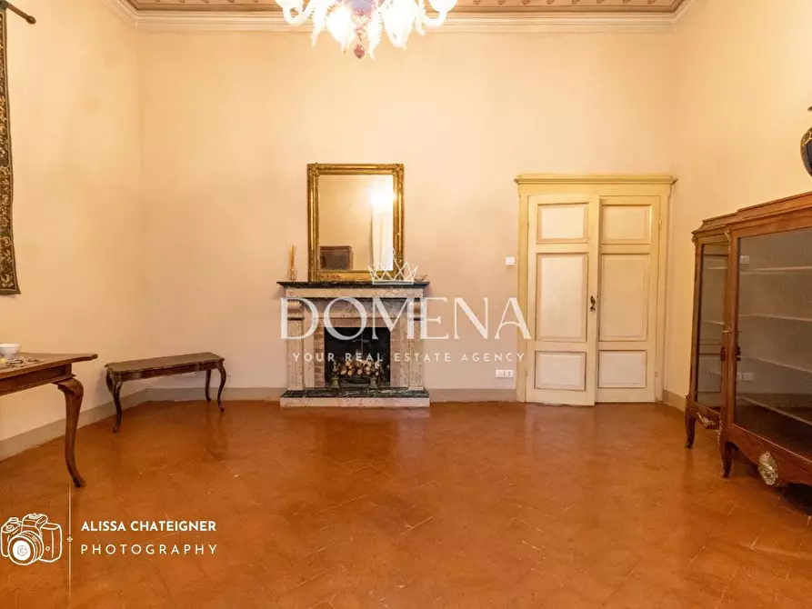 Immagine 6 di Appartamento in vendita  a Siena