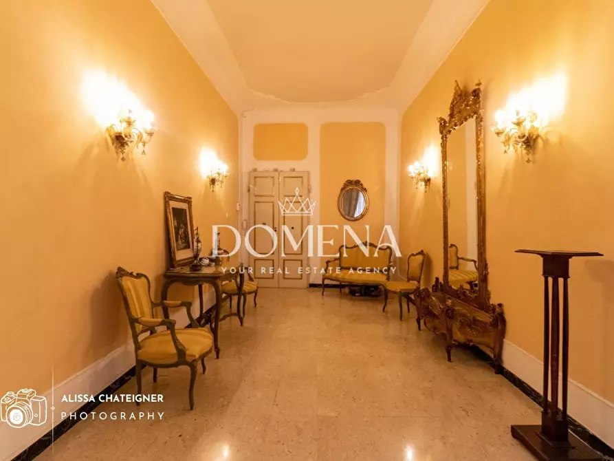 Immagine 4 di Appartamento in vendita  a Siena