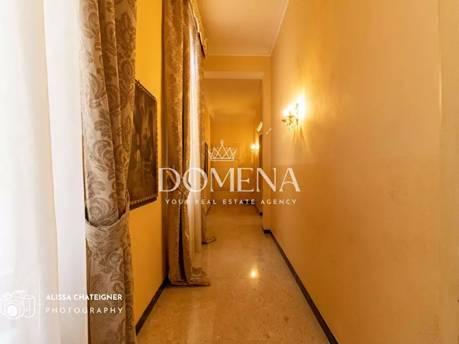 Immagine 10 di Appartamento in vendita  a Siena