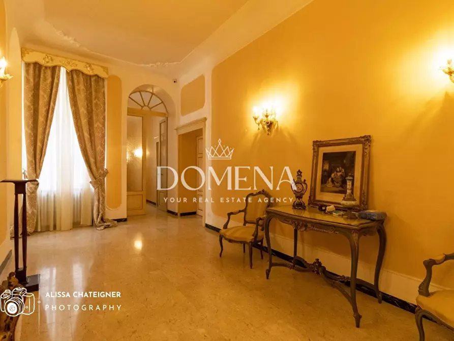 Immagine 3 di Appartamento in vendita  a Siena