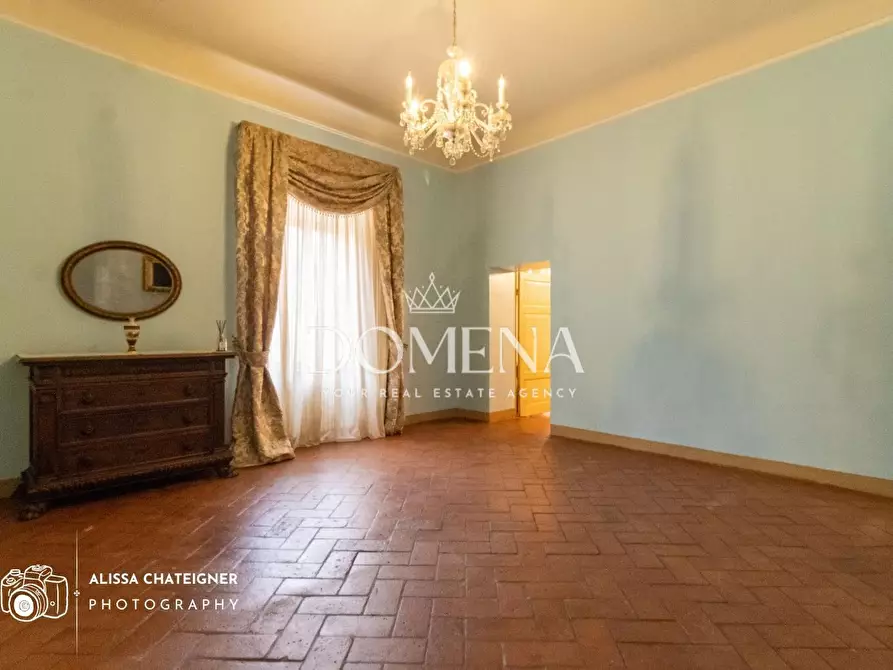 Immagine 7 di Appartamento in vendita  a Siena