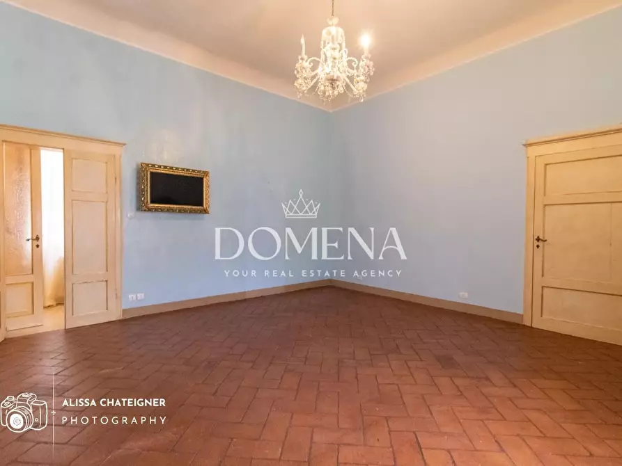 Immagine 9 di Appartamento in vendita  a Siena