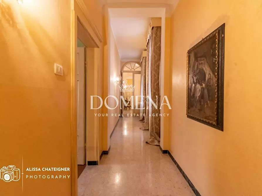 Immagine 11 di Appartamento in vendita  a Siena