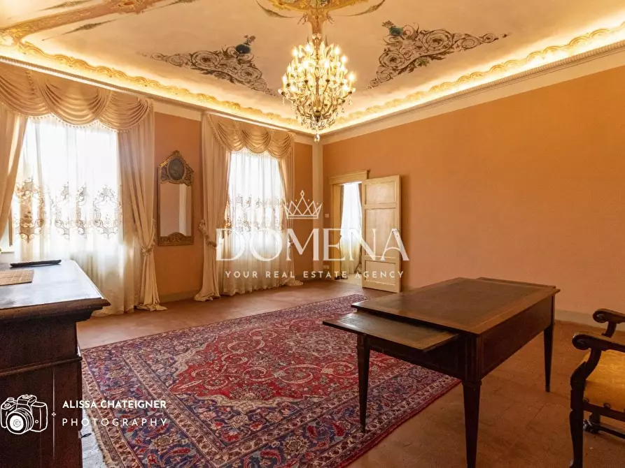 Immagine 1 di Appartamento in vendita  a Siena