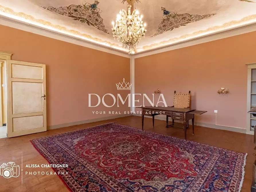 Immagine 40 di Appartamento in vendita  a Siena