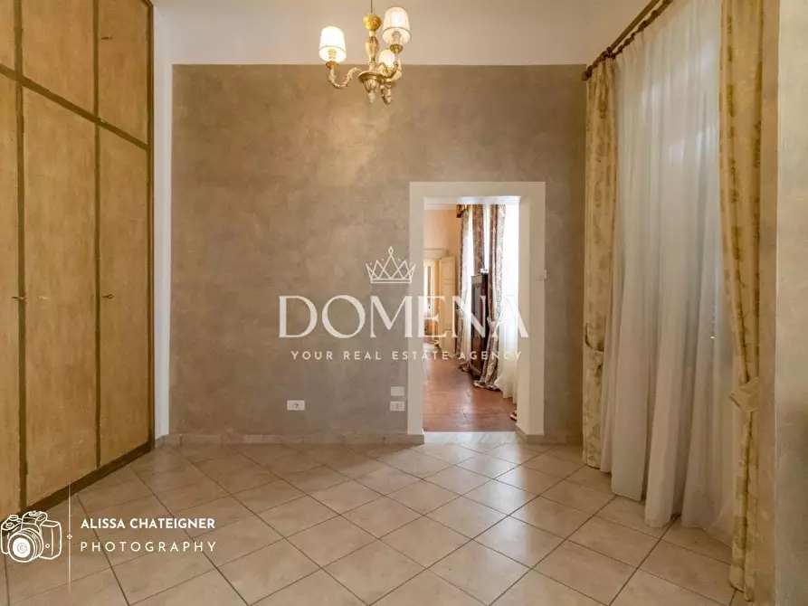 Immagine 30 di Appartamento in vendita  a Siena