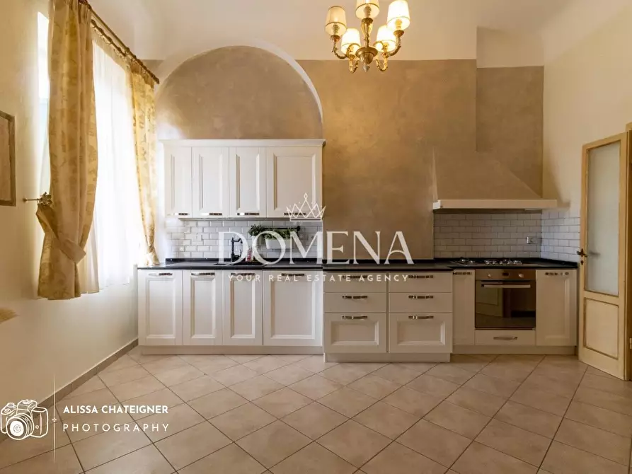 Immagine 27 di Appartamento in vendita  a Siena