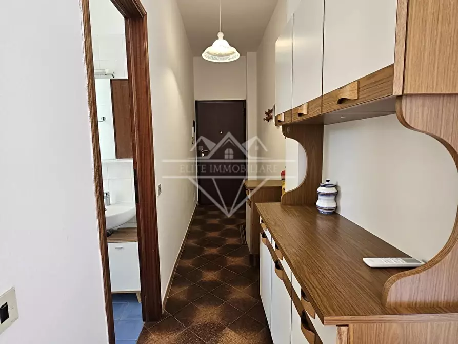 Immagine 5 di Appartamento in vendita  a Sarzana