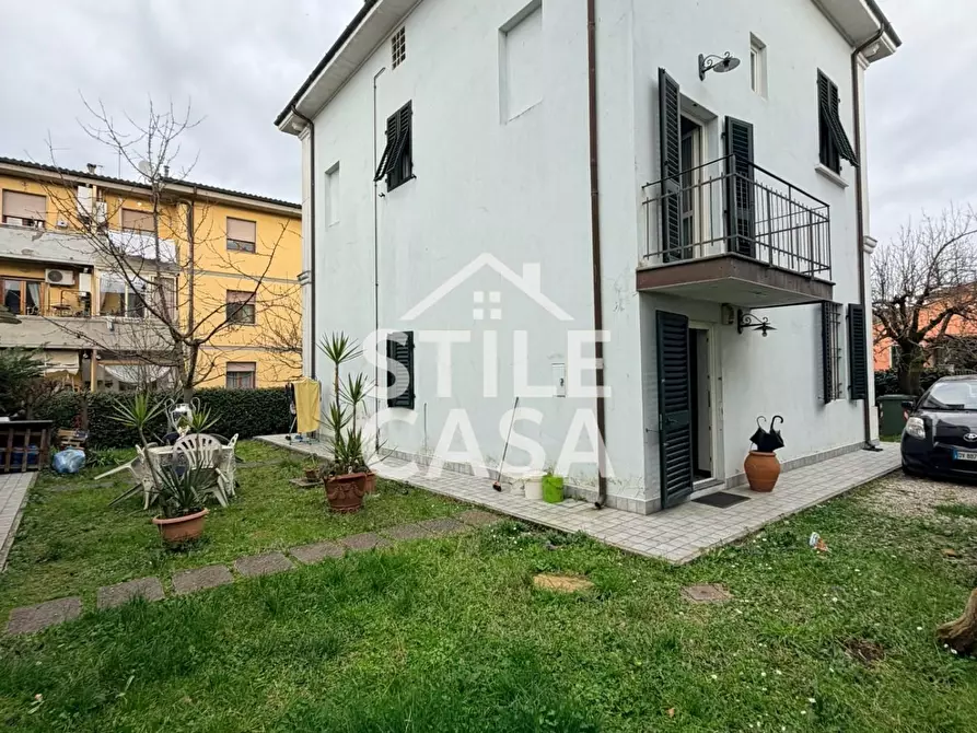 Immagine 41 di Casa indipendente in vendita  a Altopascio