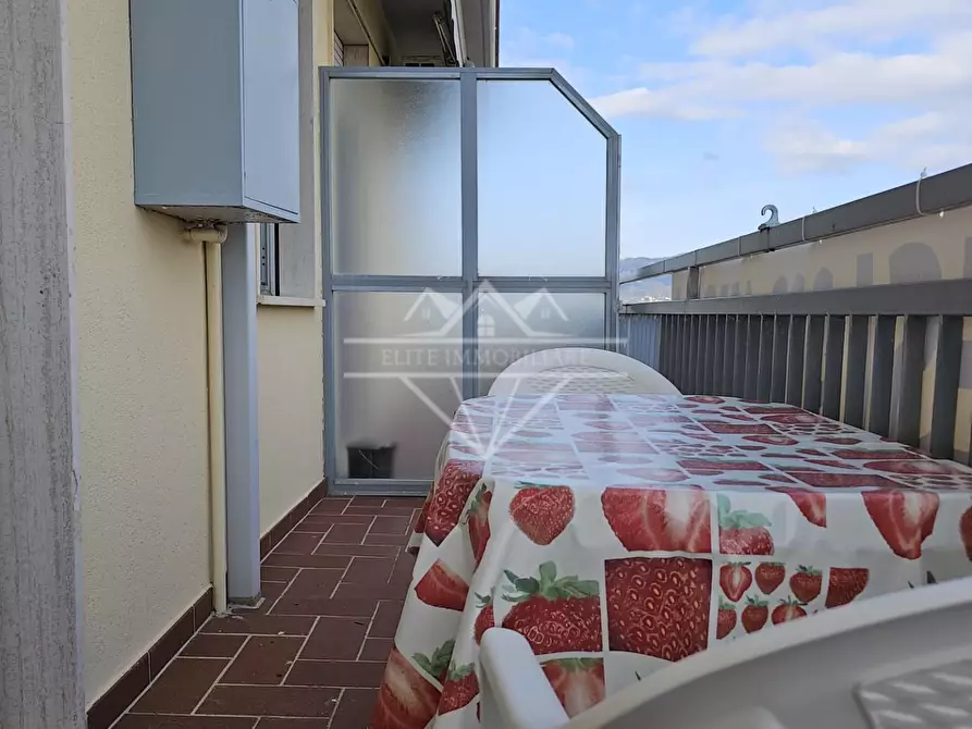 Immagine 6 di Appartamento in vendita  a Sarzana