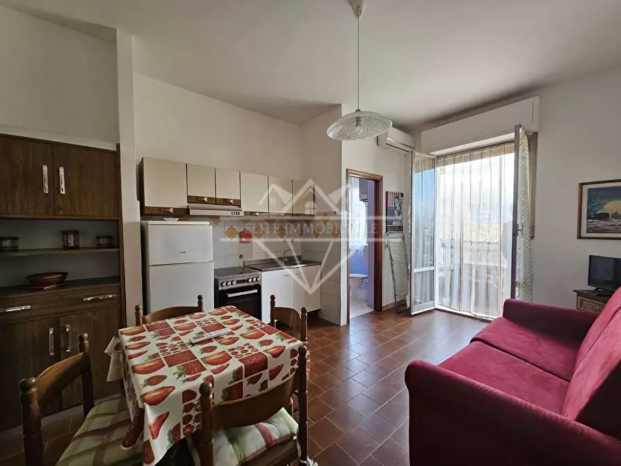 Immagine 2 di Appartamento in vendita  a Sarzana