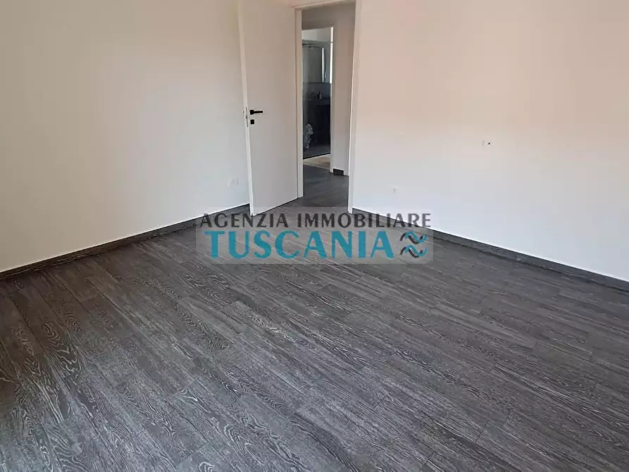 Immagine 26 di Appartamento in vendita  a Cecina