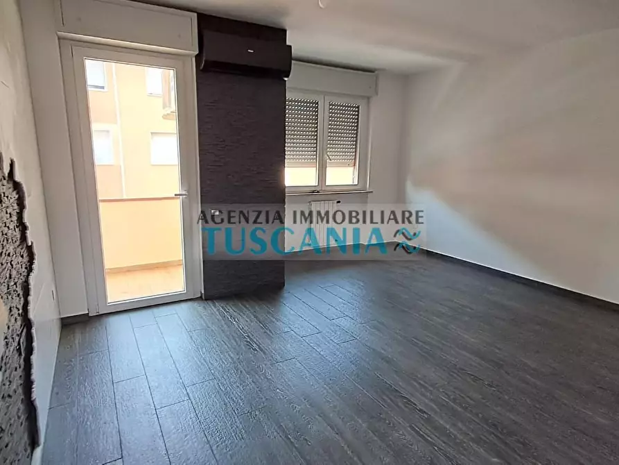 Immagine 10 di Appartamento in vendita  a Cecina