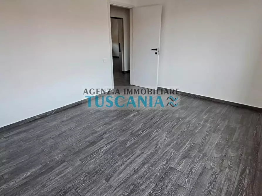 Immagine 18 di Appartamento in vendita  a Cecina
