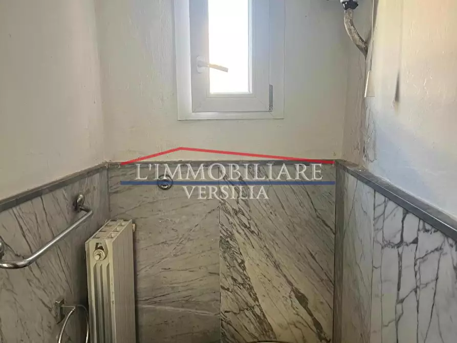 Immagine 30 di Villetta a schiera in vendita  a Massa