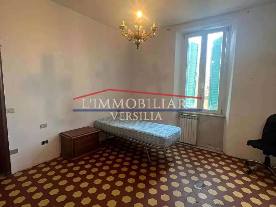 Immagine 35 di Villetta a schiera in vendita  a Massa