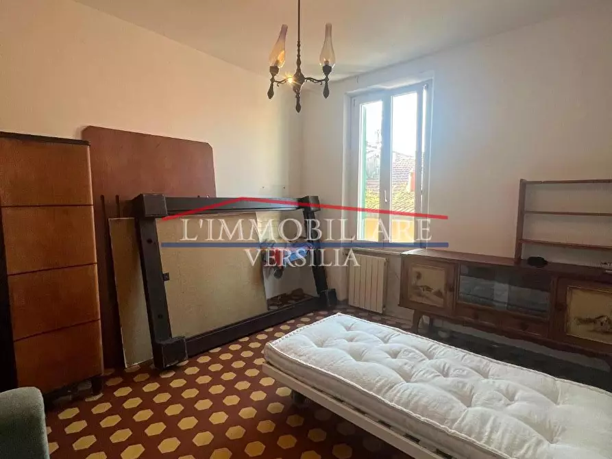 Immagine 34 di Villetta a schiera in vendita  a Massa