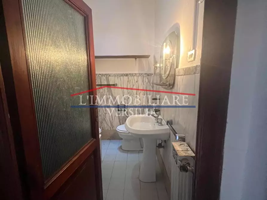 Immagine 39 di Villetta a schiera in vendita  a Massa