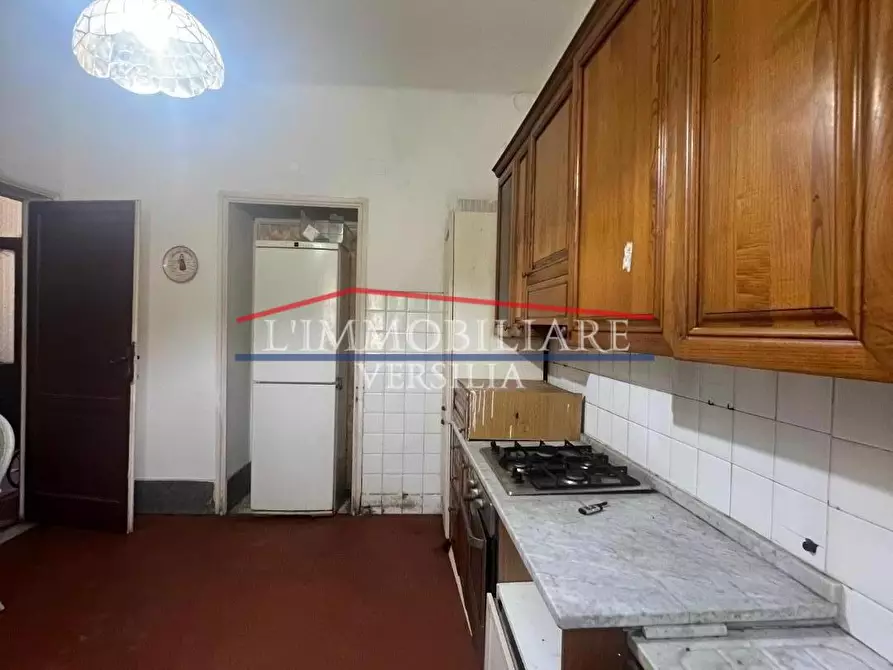 Immagine 26 di Villetta a schiera in vendita  a Massa