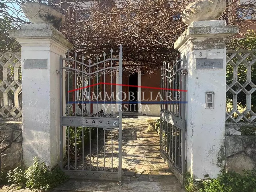 Immagine 6 di Villetta a schiera in vendita  a Massa