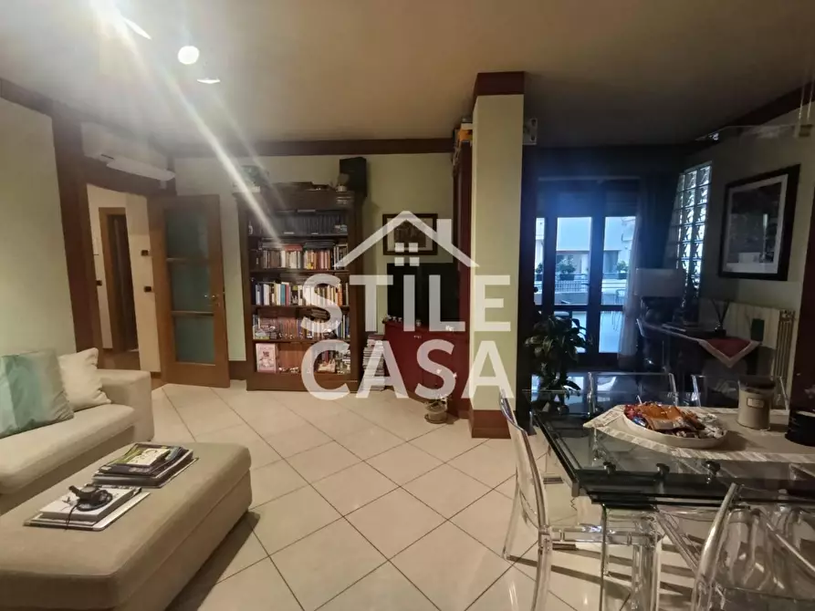 Immagine 11 di Appartamento in vendita  a Montecatini Terme