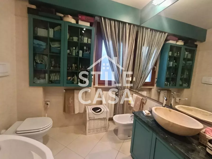 Immagine 36 di Appartamento in vendita  a Montecatini Terme