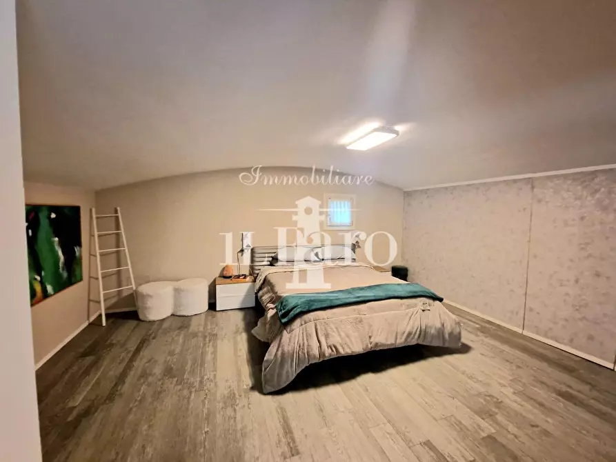 Immagine 29 di Appartamento in vendita  a Campi Bisenzio