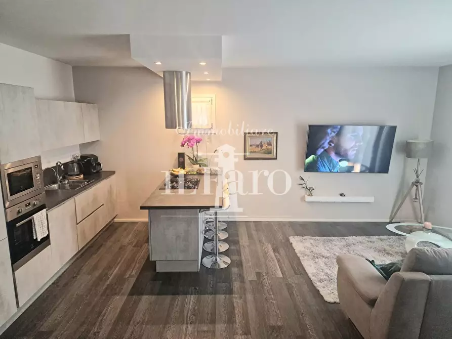 Immagine 3 di Appartamento in vendita  a Campi Bisenzio