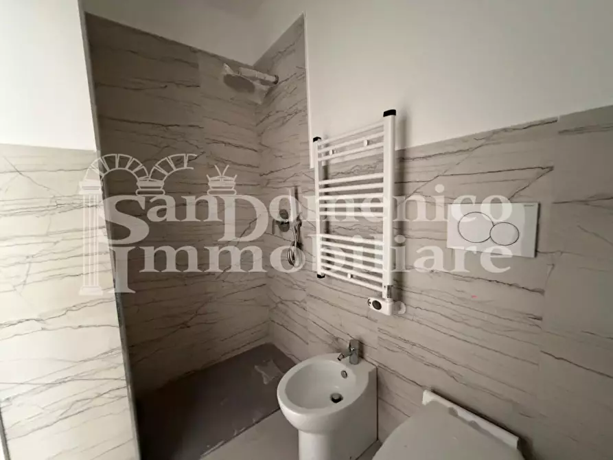 Immagine 18 di Appartamento in vendita  a Pisa