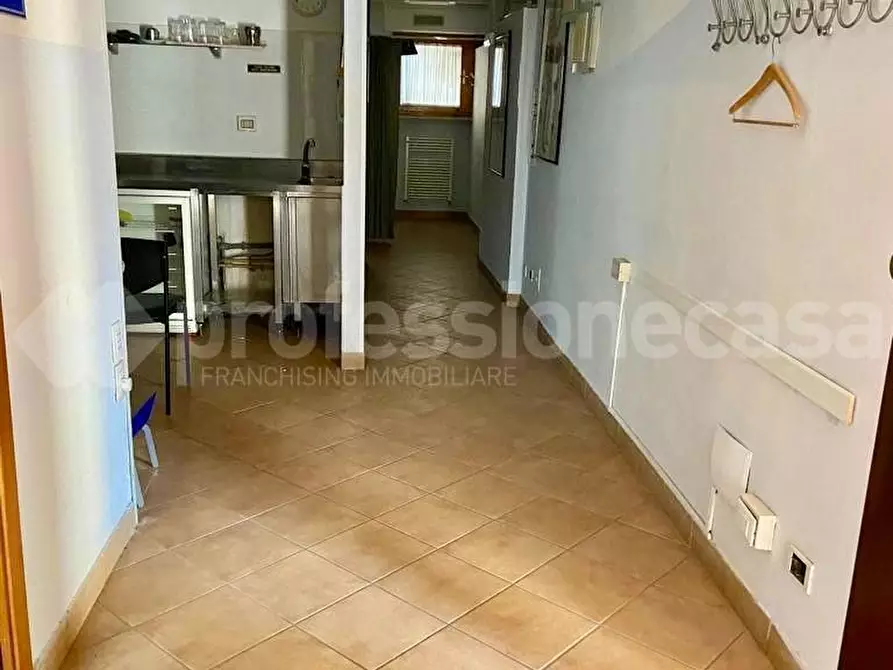 Immagine 18 di Ufficio in vendita  a Pisa