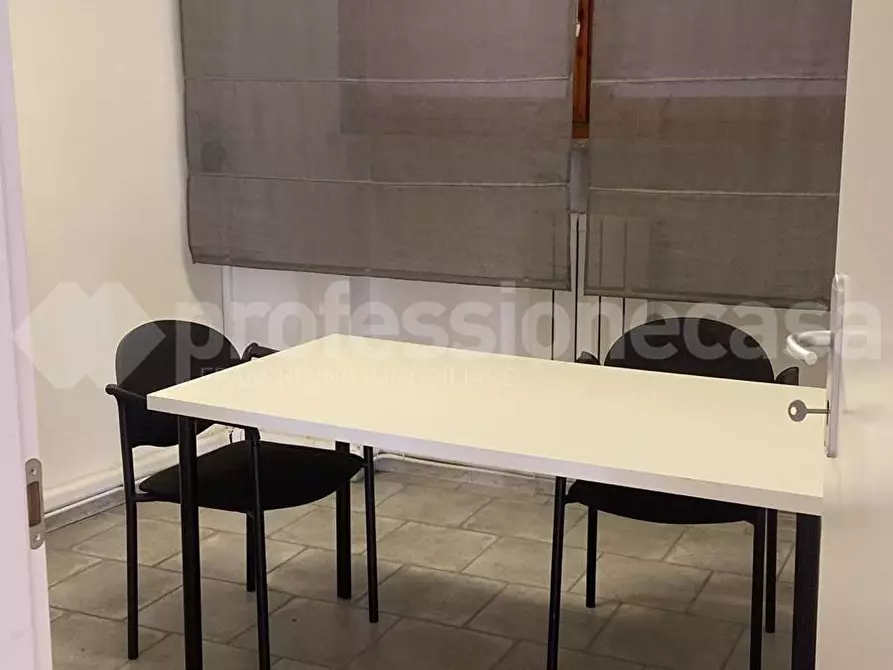 Immagine 15 di Ufficio in vendita  a Pisa