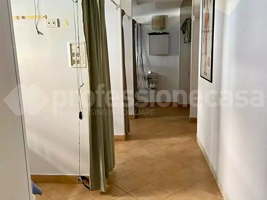 Immagine 9 di Ufficio in vendita  a Pisa