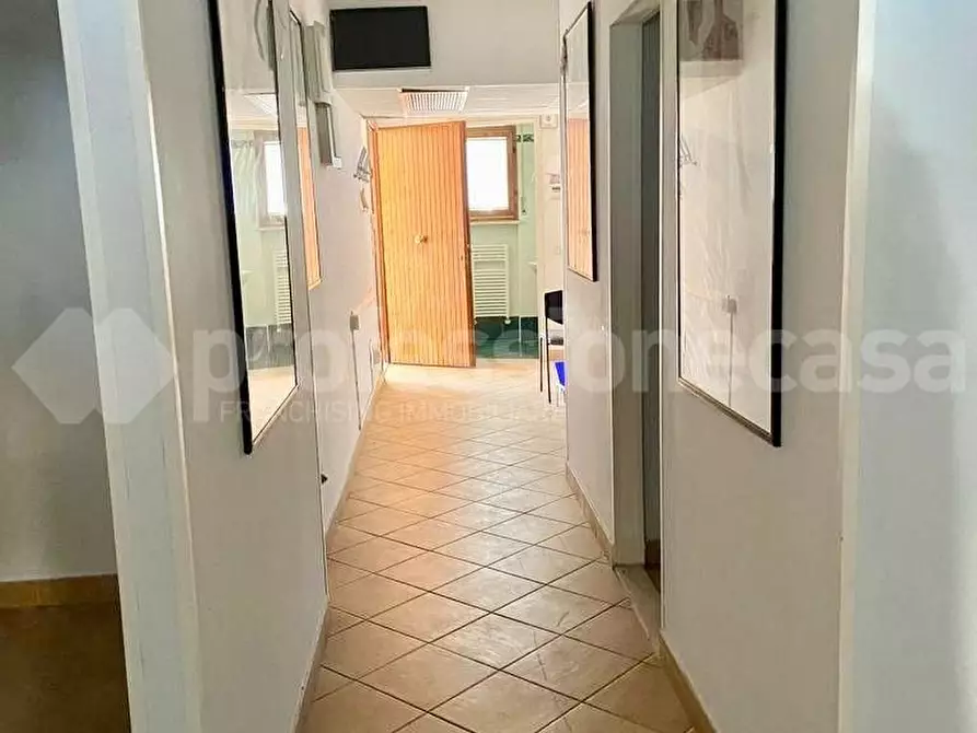 Immagine 7 di Ufficio in vendita  a Pisa