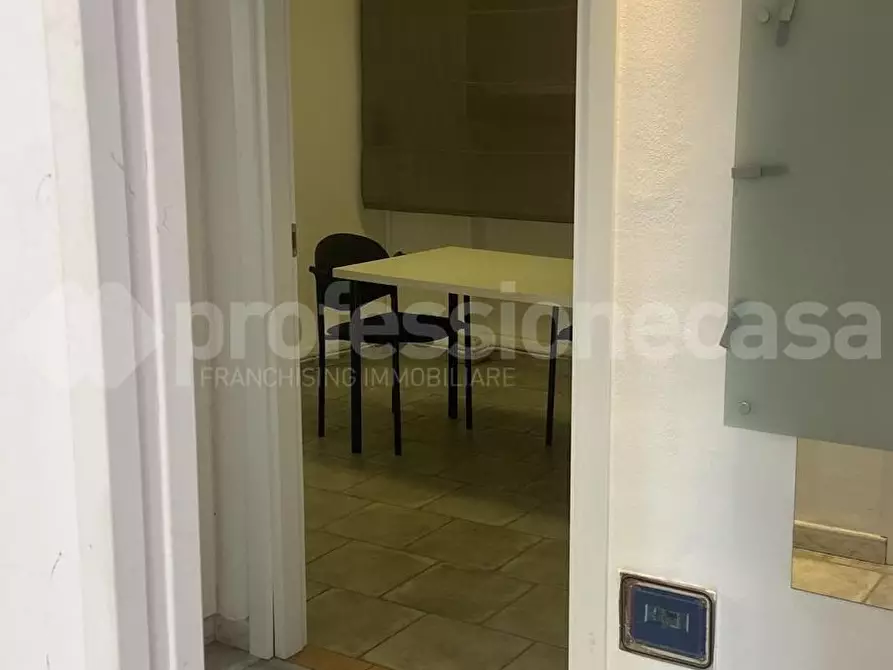 Immagine 13 di Ufficio in vendita  a Pisa