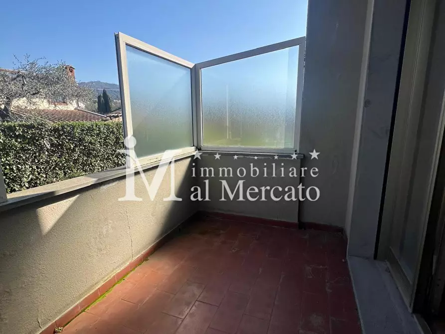 Immagine 14 di Appartamento in vendita  a Massarosa