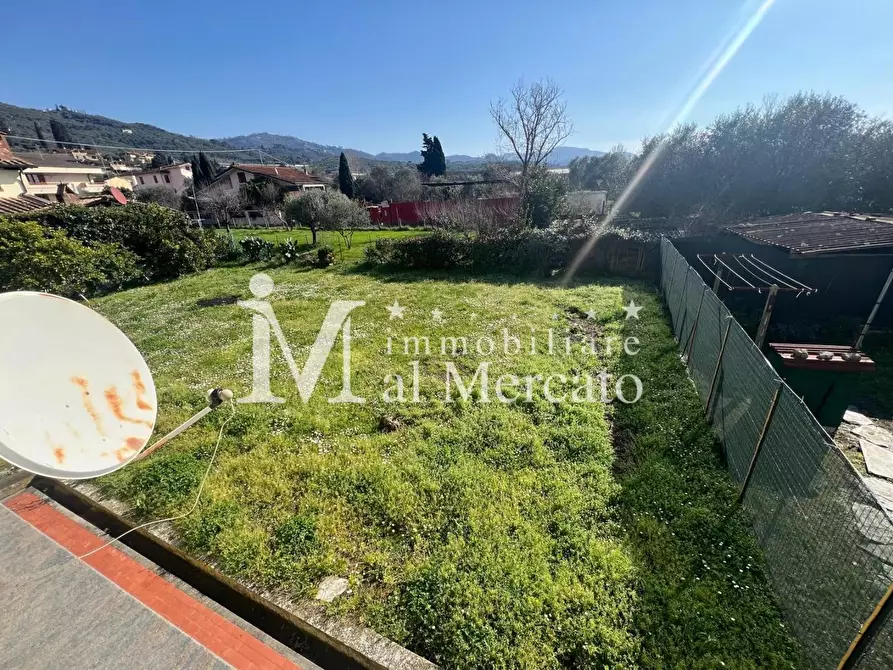 Immagine 2 di Appartamento in vendita  a Massarosa