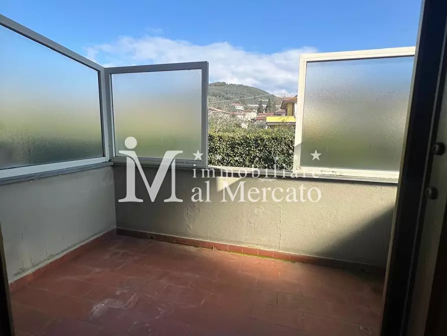 Immagine 13 di Appartamento in vendita  a Massarosa