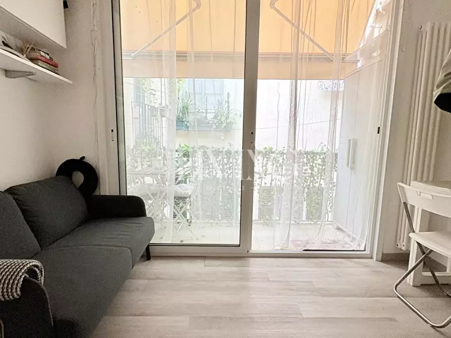 Immagine 10 di Appartamento in vendita  a Lucca