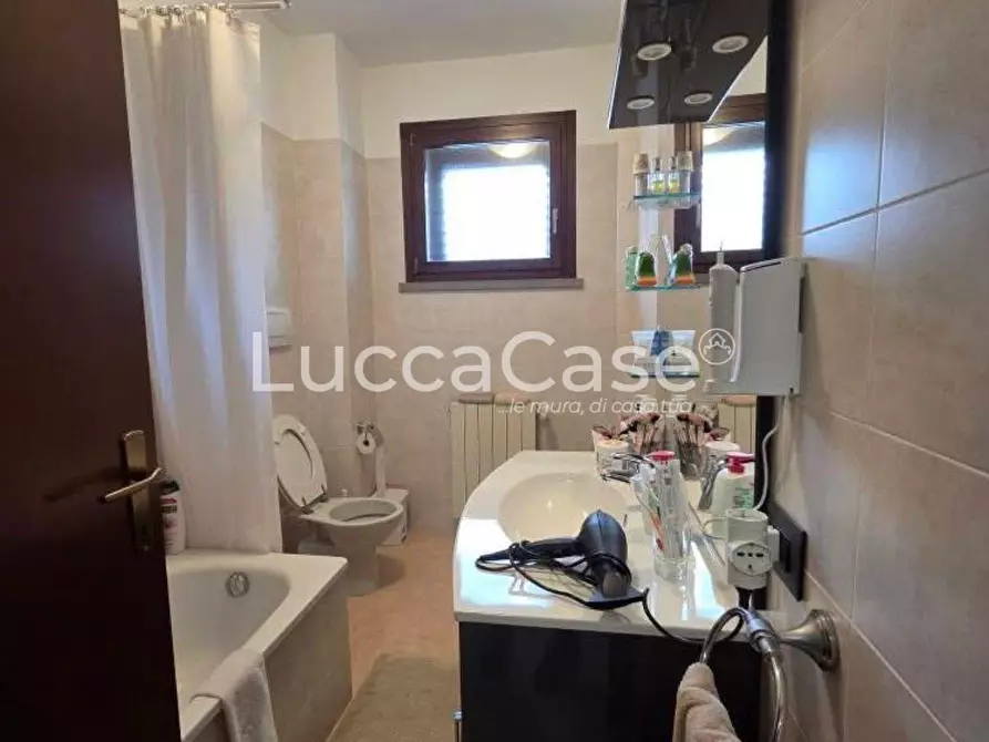 Immagine 16 di Villetta a schiera in vendita  a Porcari