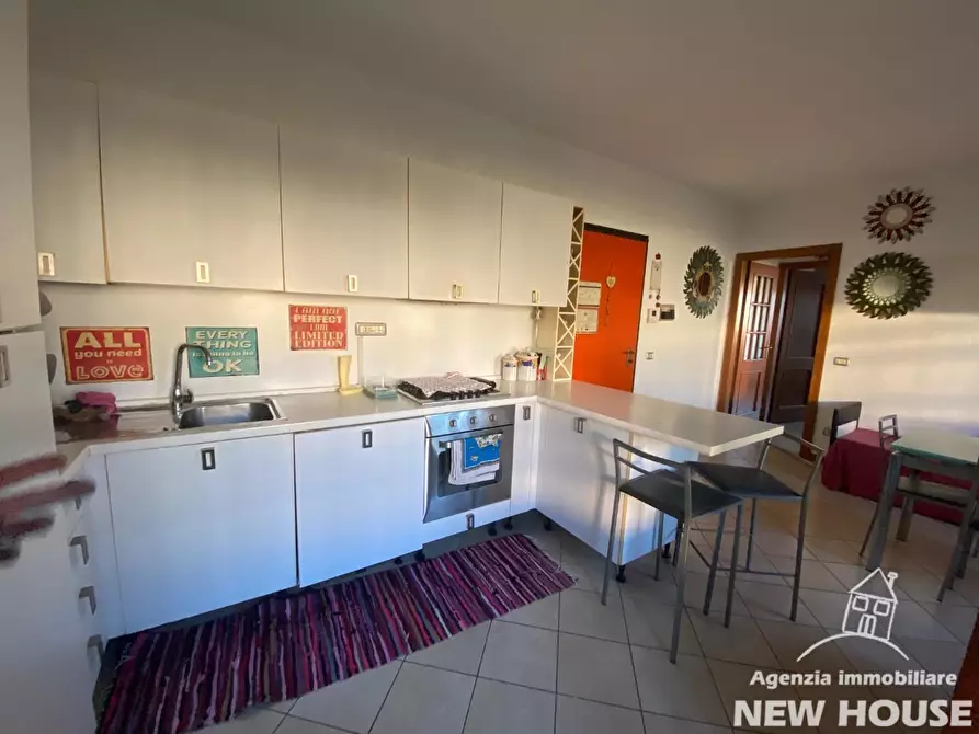 Immagine 2 di Appartamento in vendita  a Pisa