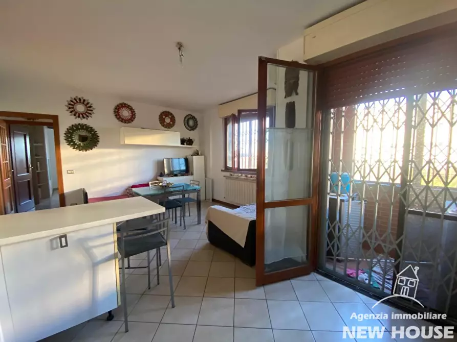 Immagine 14 di Appartamento in vendita  a Pisa