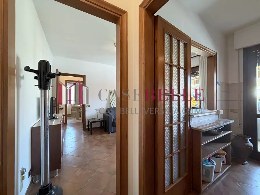 Immagine 2 di Appartamento in vendita  a Massarosa