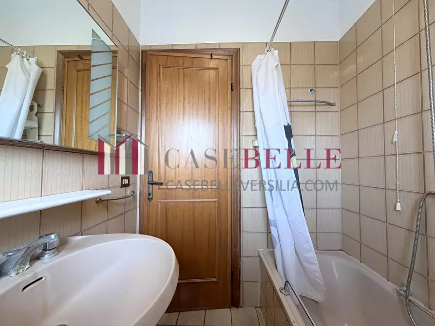 Immagine 21 di Appartamento in vendita  a Massarosa