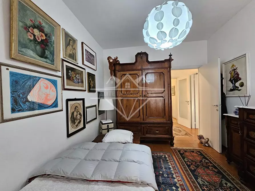 Immagine 12 di Appartamento in vendita  a Carrara