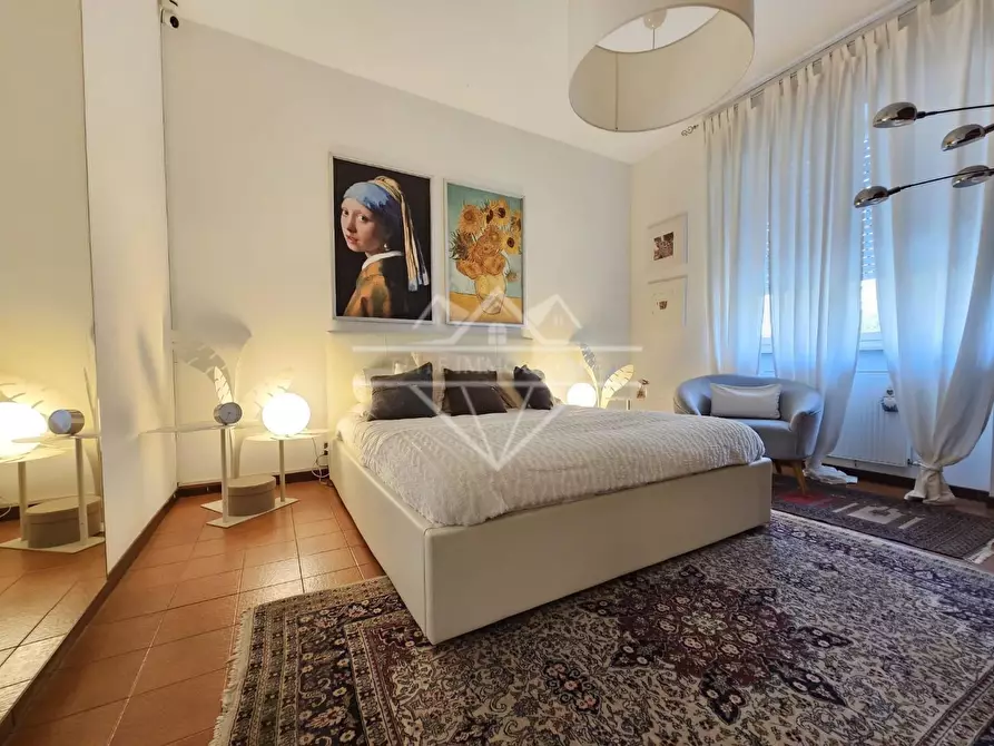 Immagine 7 di Appartamento in vendita  a Carrara