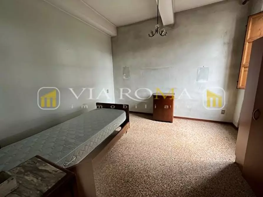 Immagine 26 di Casa indipendente in vendita  a Lucca
