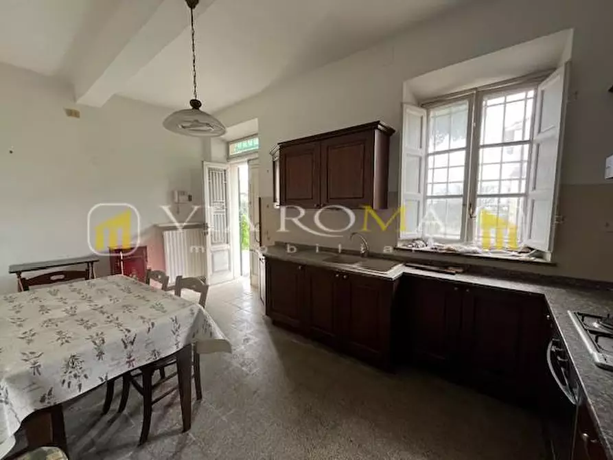 Immagine 2 di Casa indipendente in vendita  a Lucca