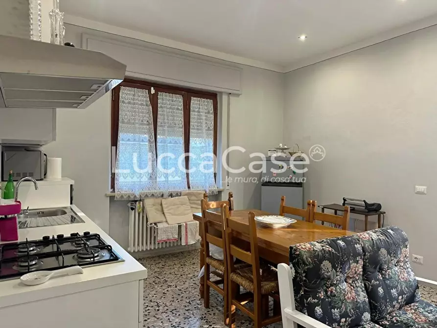 Immagine 12 di Appartamento in affitto  a Capannori